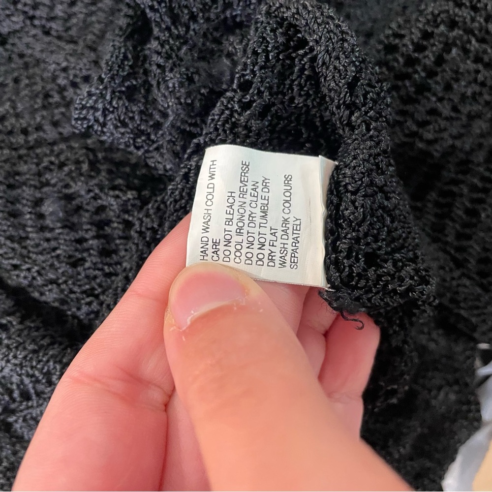 VINTAGE Y2K Water Drop Crochet Cropped Ruffle Sleeve Loose Knit Sweater - Picture 8 of 8